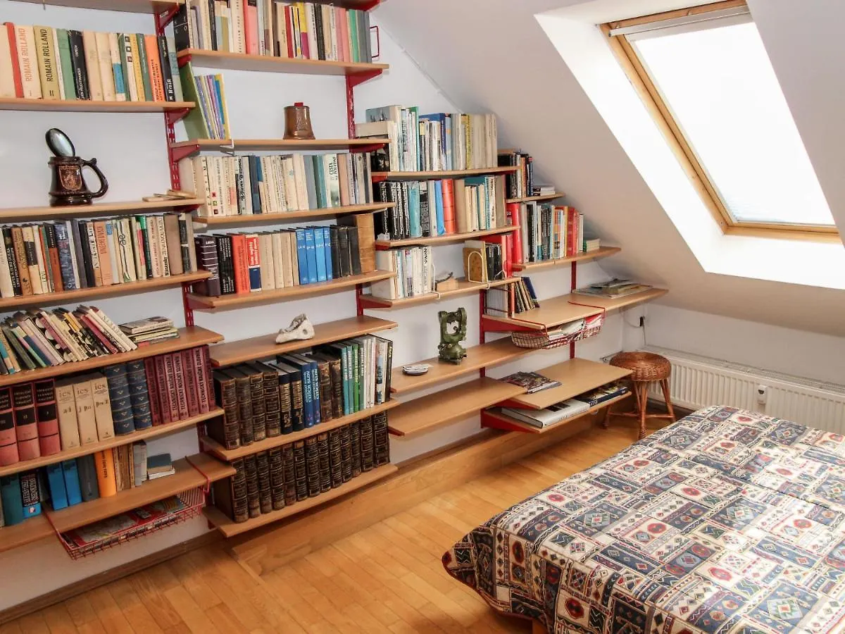 Apartment Hodkovicky By Interhome Praga